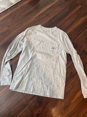 Vineyard Vines Heather Gray Crewneck Tee with Navy Logo